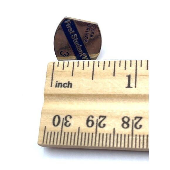 First Student Safe Driver 3 Year Vintage Bronze Lapel Pin Badge A452 - Picture 3 of 4